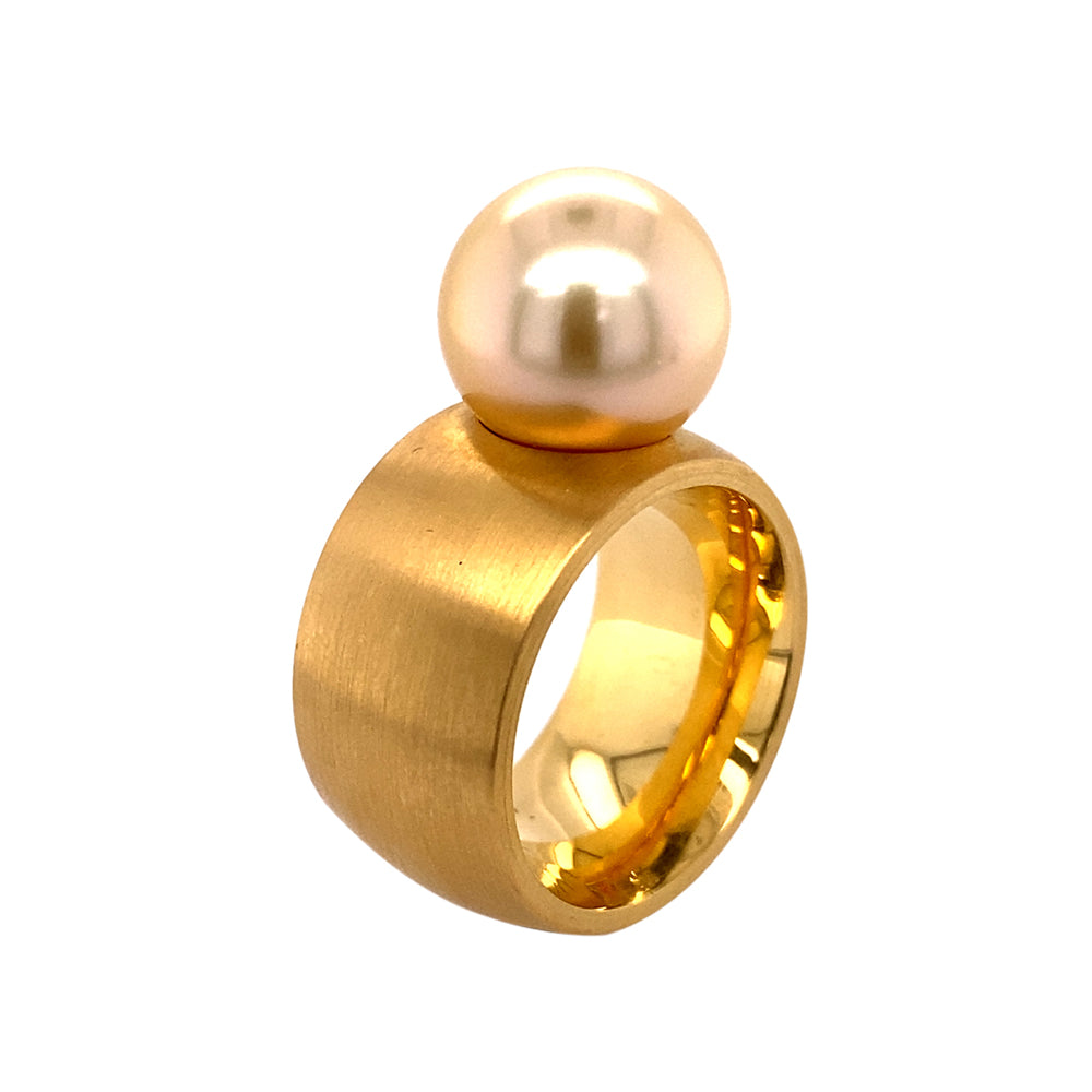 Ring Goldie aus Gelbgold mit Südseezuchtperle