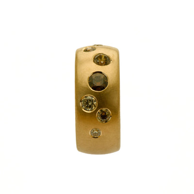Ring Farbenspiel aus Rotgold mit Diamant