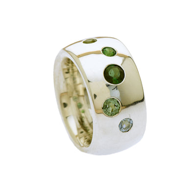 Ring Farbenspiel Grün aus Silber mit Aquamarin, Peridot und Tsavorit